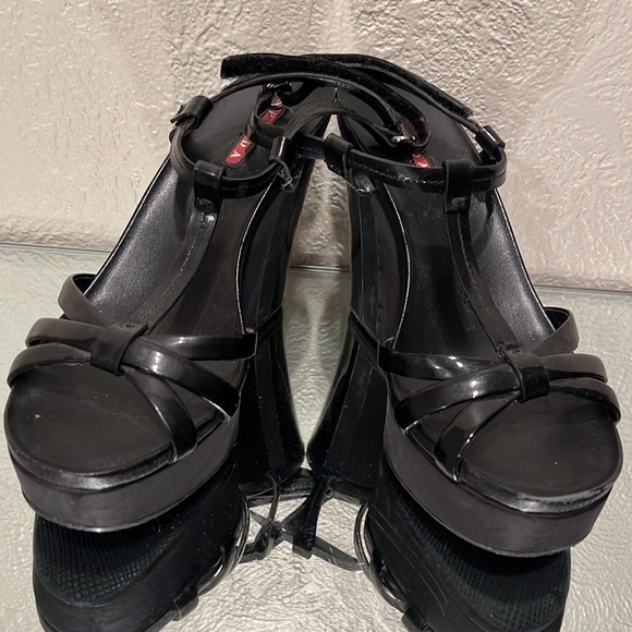Prada Black Patent Leather Platform Heels - Picture 3 of 3